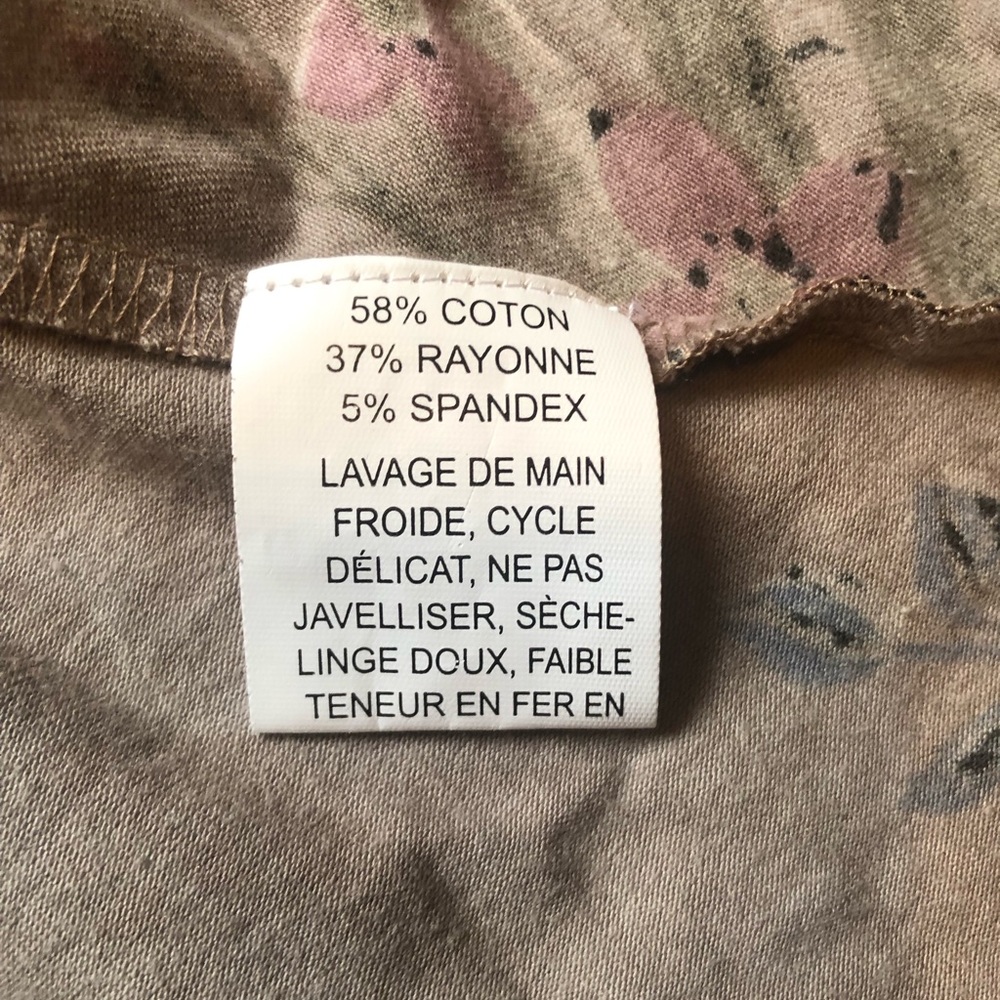 ✨$12 Clear Out ✨ Parsley & Sage Taupe Floral V-Neck Long Sleeve Top - Picture 8 of 10